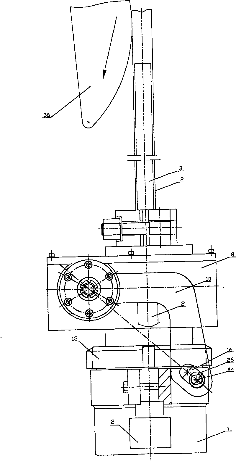 Friction reducing and shock reducing automatic rotary device for oil well pole