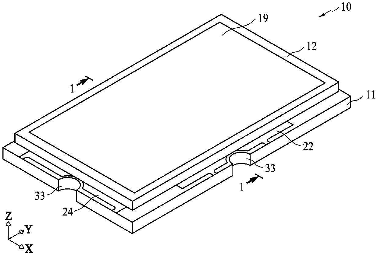 Protection element and circuit protection device thereof