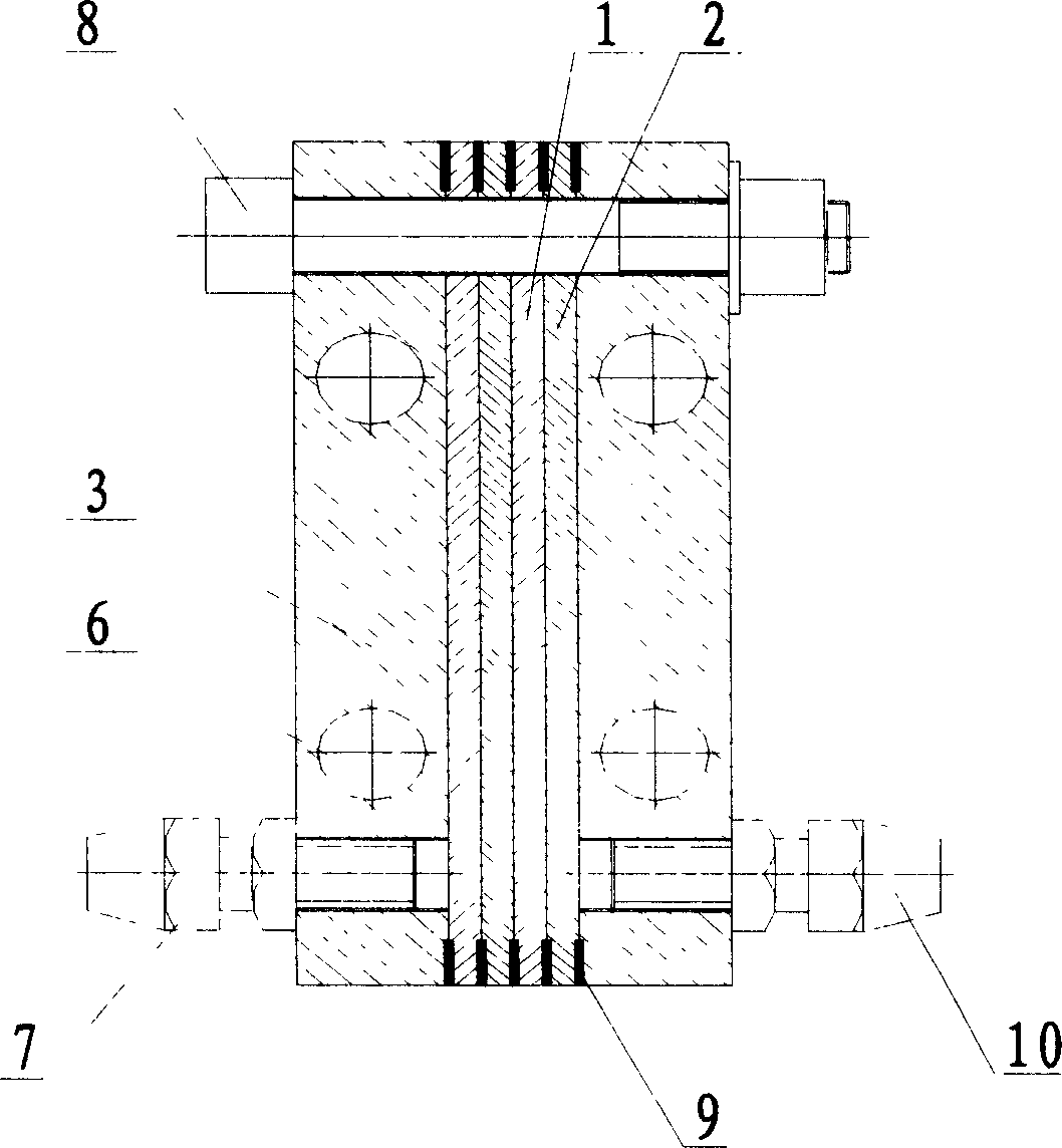 Electric startup and stacked plate type automatic thermal reforming device