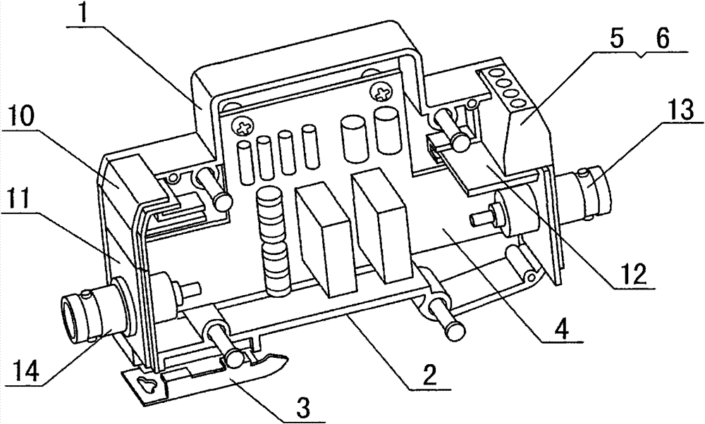 Signal lightning protector with remote signaling function