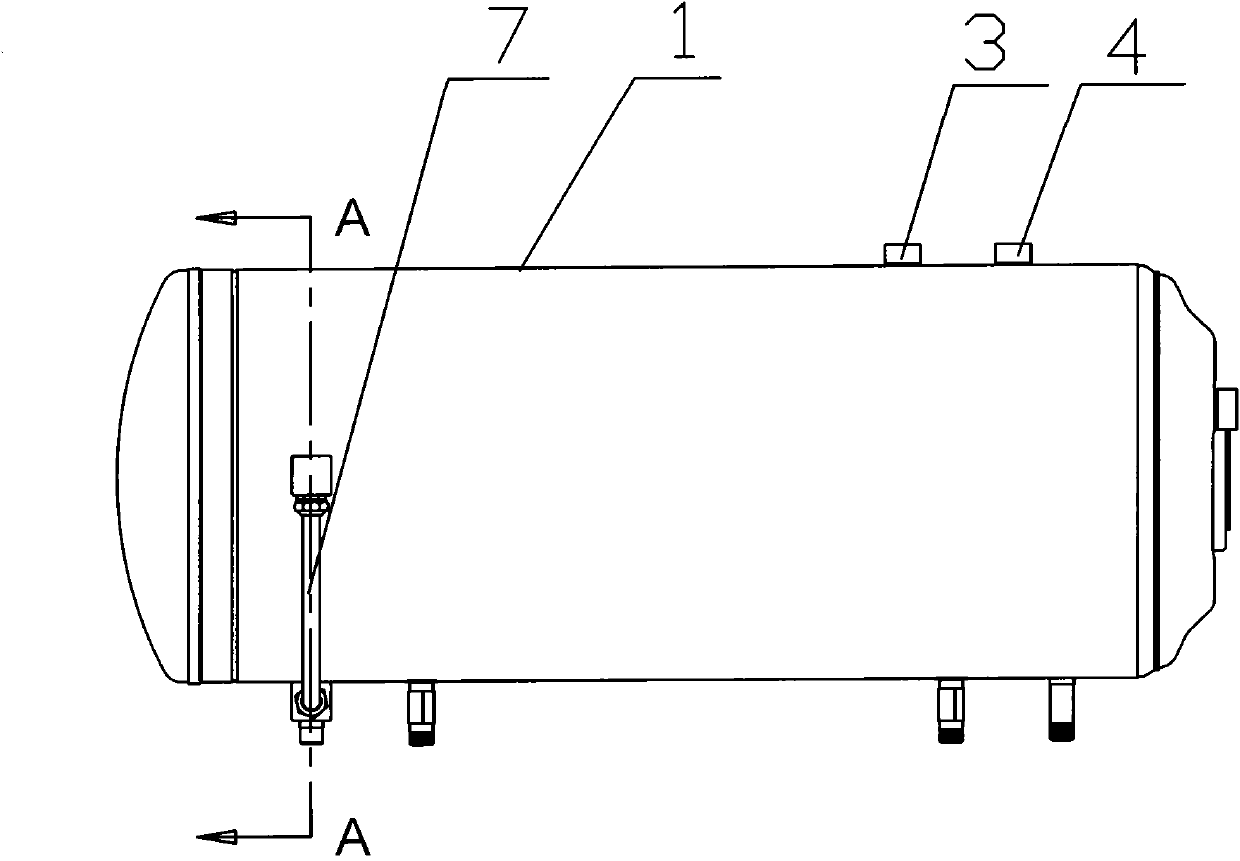 Horizontal jacket water tank