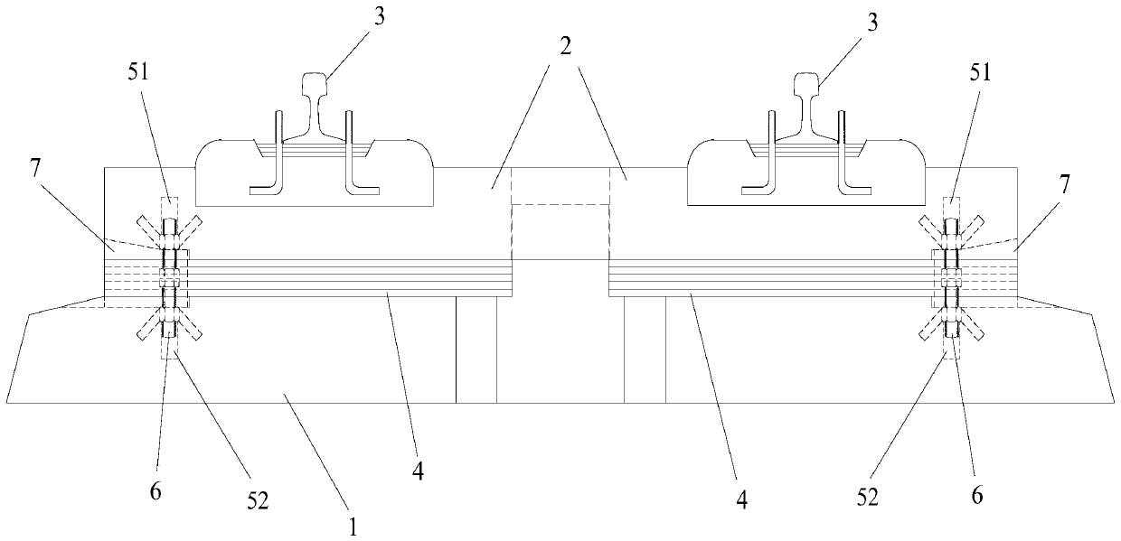 Liftable ballastless track structure and adjustment method thereof