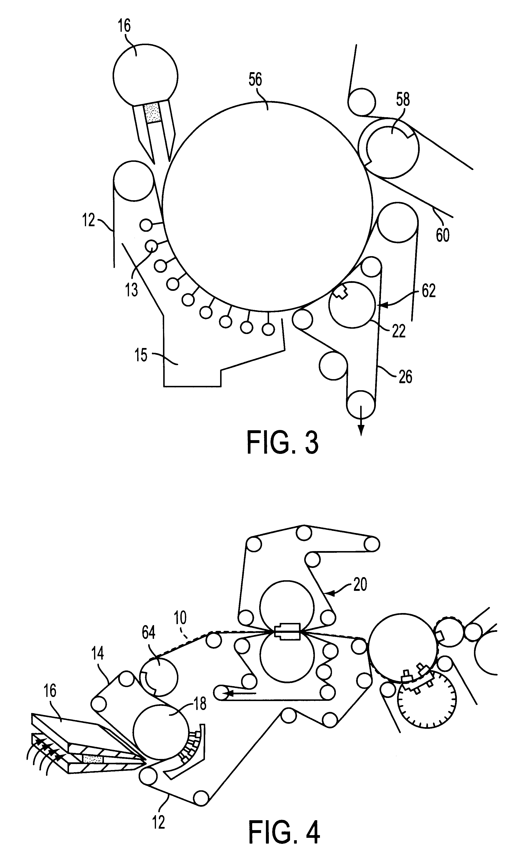 Wet press and method for treating a fibrous material web