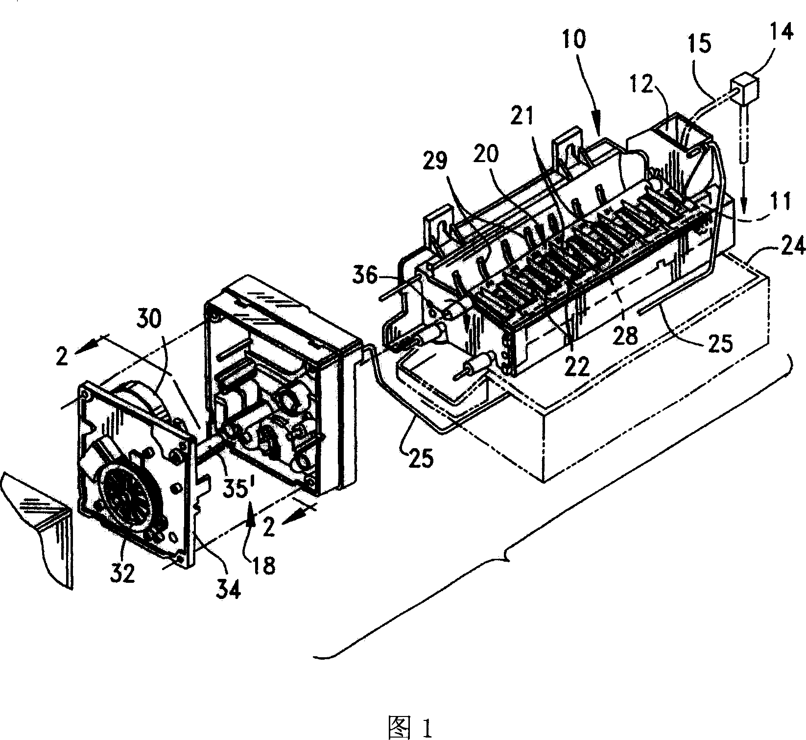 Ice making machine for use in refrigerator