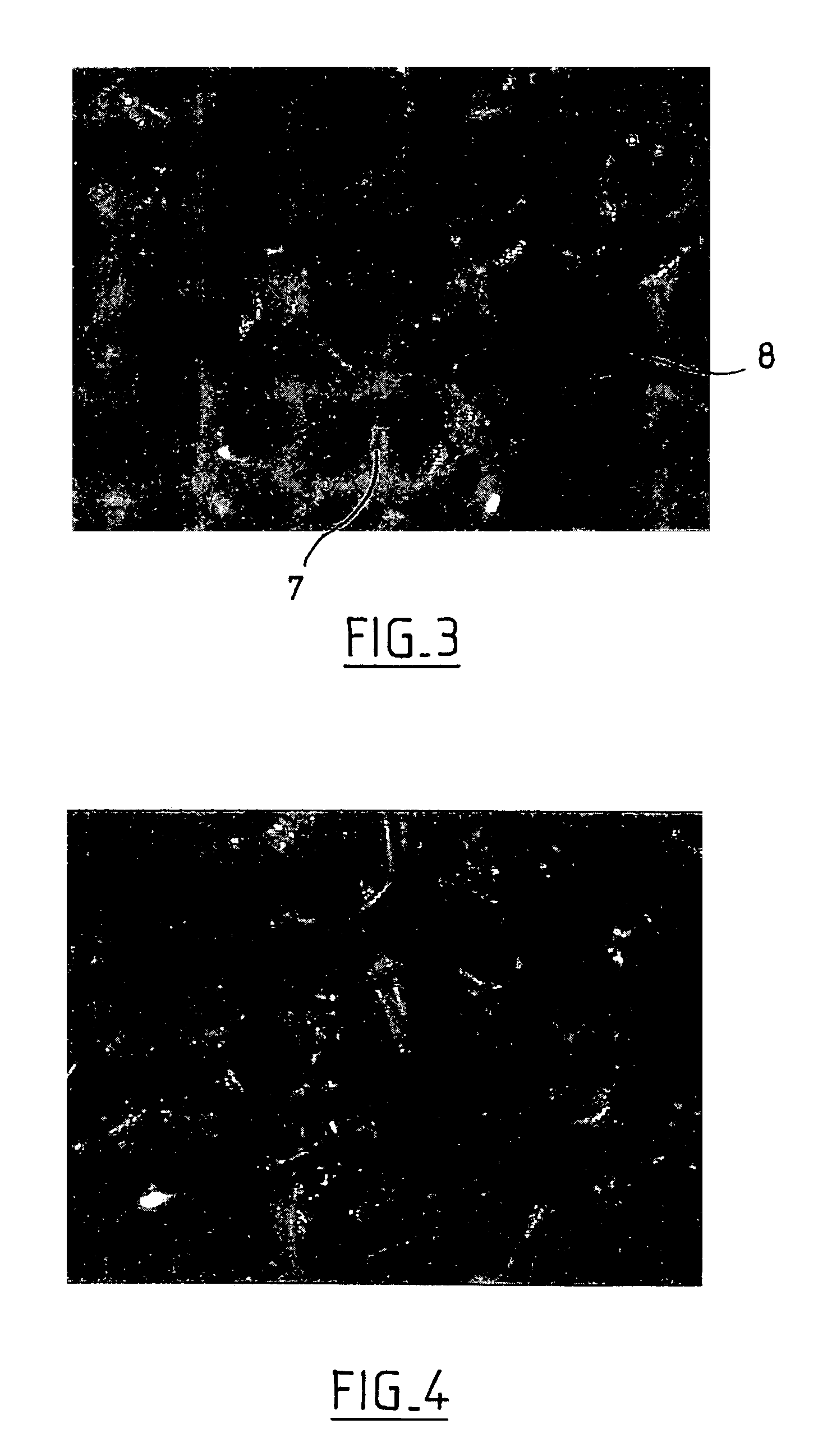 Device for applying a substance, in particular a cosmetic, and its method of manufacture