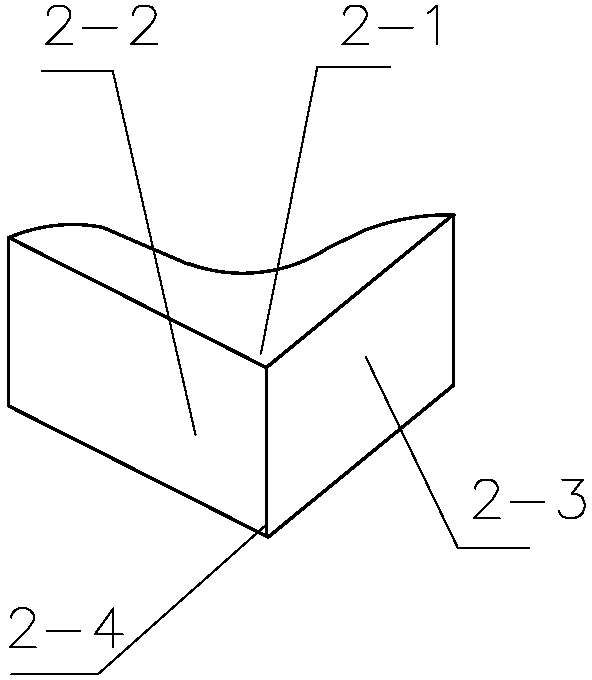 Fully-automatic corner packaging method and device on ceramic tile packaging line