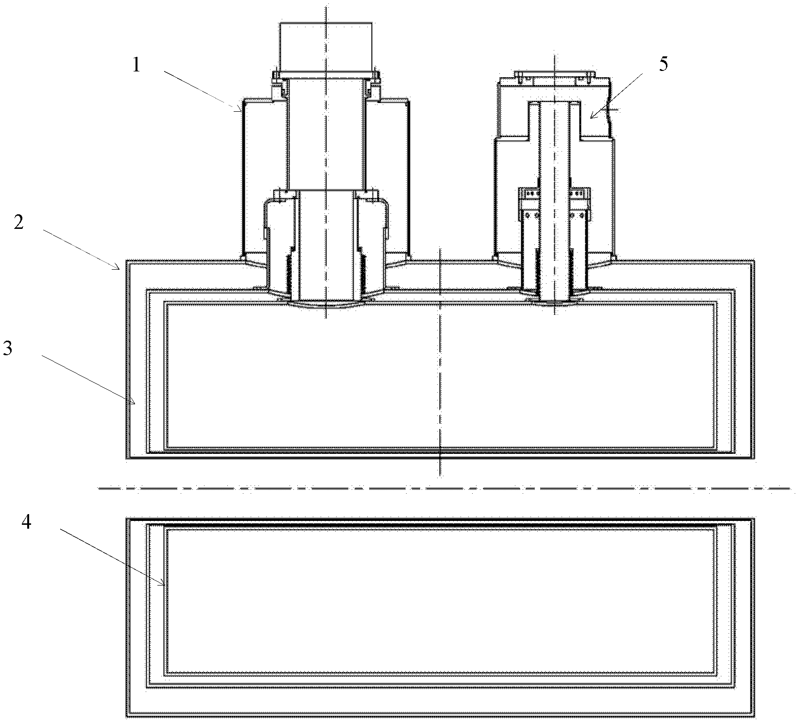 Vibration reduction type cold head container for superconducting magnet