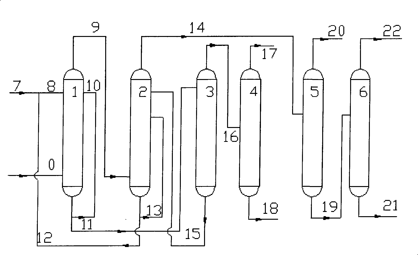Refining device for preparing high-pure isobutene by cracking methyl tertiary butyl ether and technique thereof