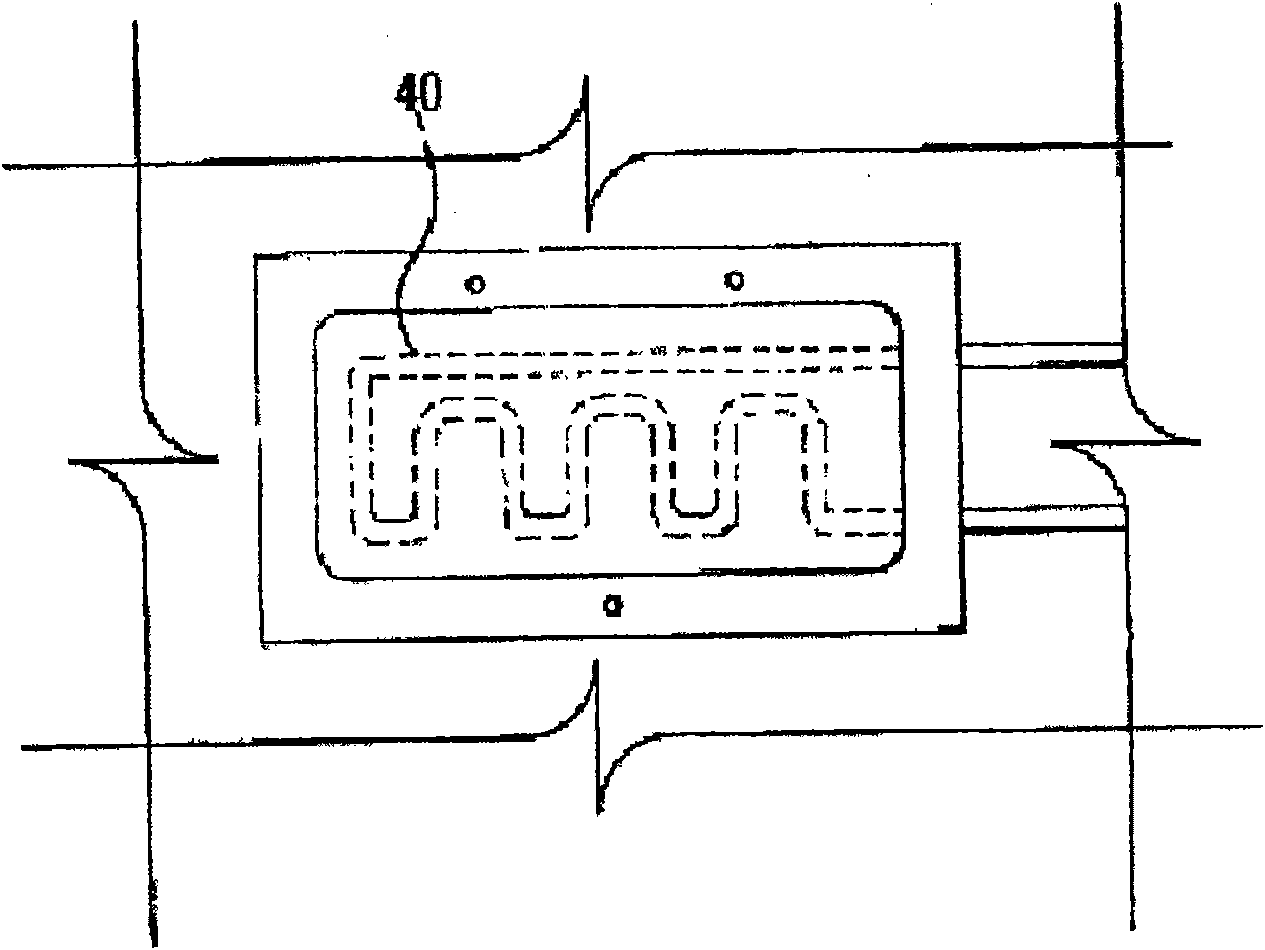 Grounding structure of microwave oven heater