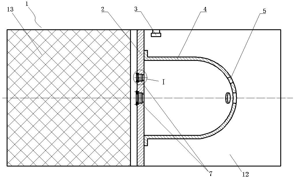 A non-congested solid rocket ramjet gas flow regulating device