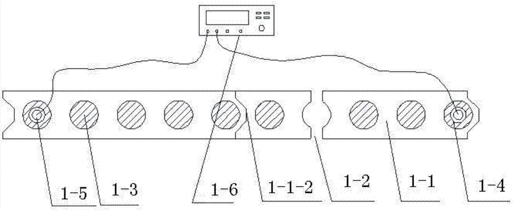 Comprehensive simulation test body for practical training of rock-soil test technology