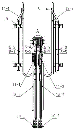 The hydraulic pipeline system of the attachment based on the secondary mast structure of the forklift