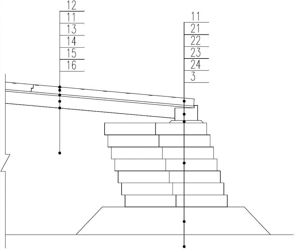 Self-sliding dropping type flexible slideway of ocean platform