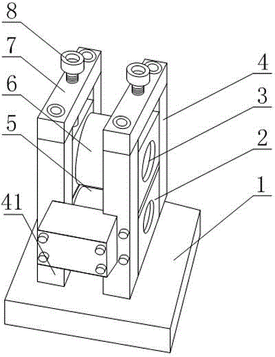 Thin plate dragging device