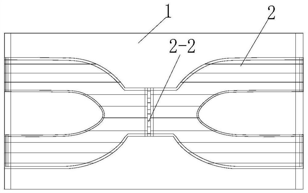 Mask convenient to quickly produce and production method thereof