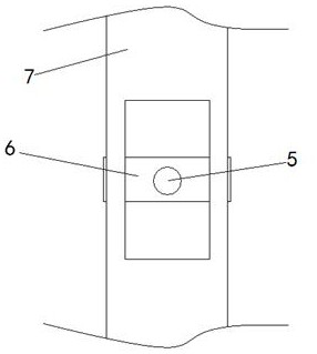 Quick differentiating and fragmenting method for mine rocks