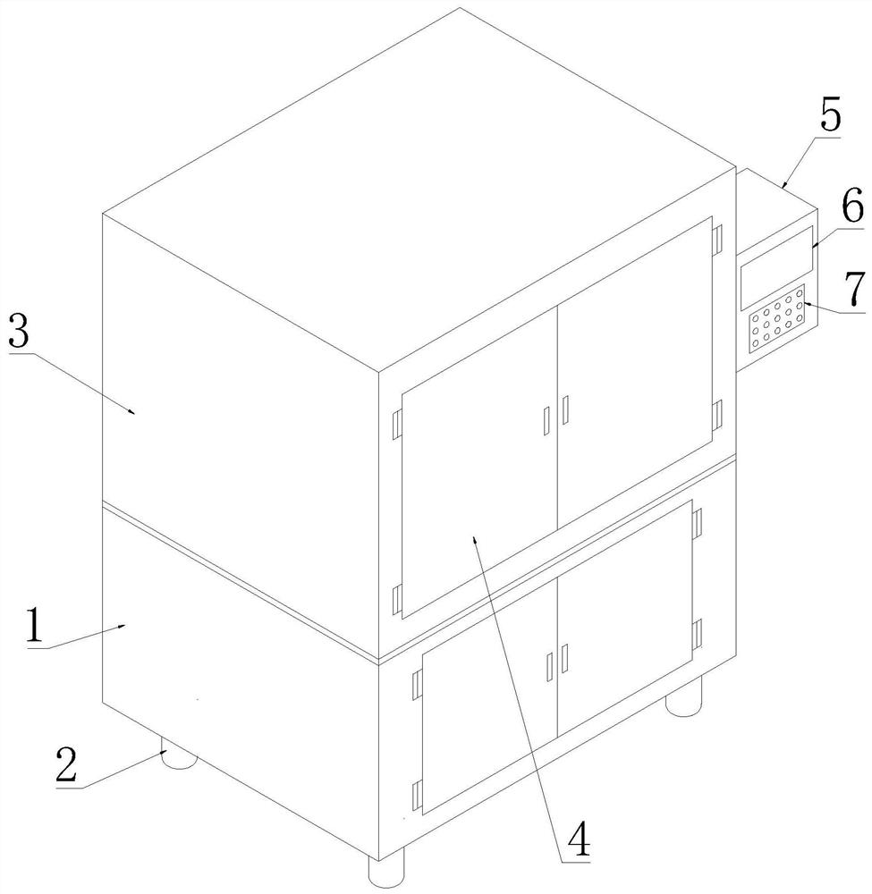 Wood board cutting equipment for construction machinery