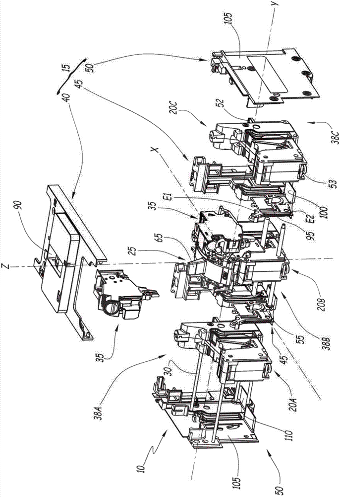 Electrical switching apparatus comprising a switching mechanism and at least one auxiliary module