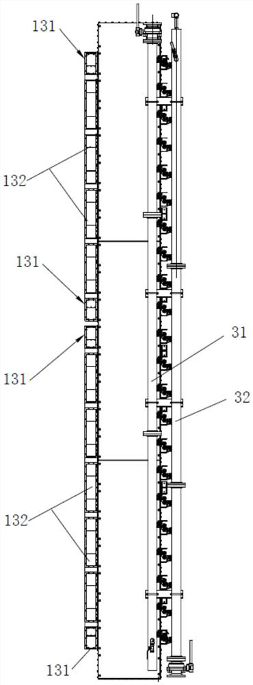 Battery mounting bracket and ship