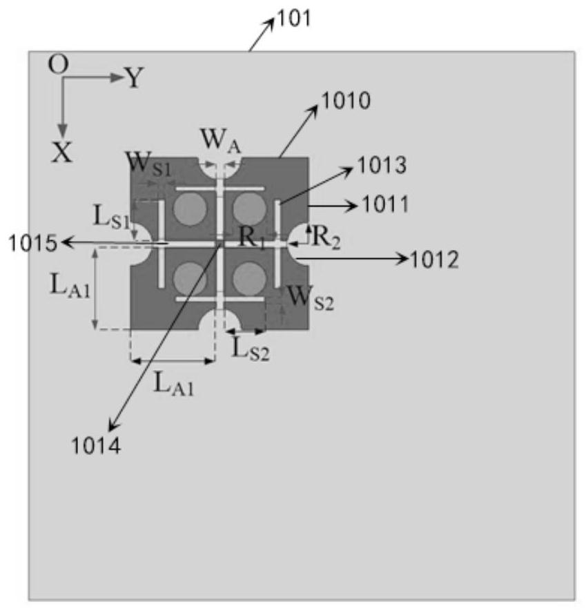 Filtering antenna, antenna array and wireless device