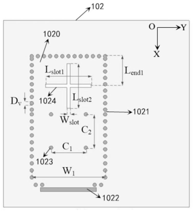 Filtering antenna, antenna array and wireless device