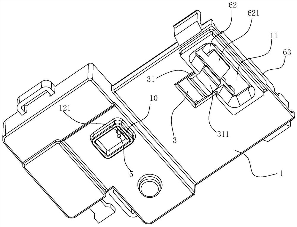 A door lock structure and a cleaning machine using the door lock structure