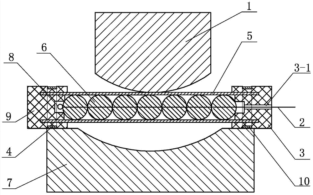 Bending method of pipes with flexible chained-ball mandrel