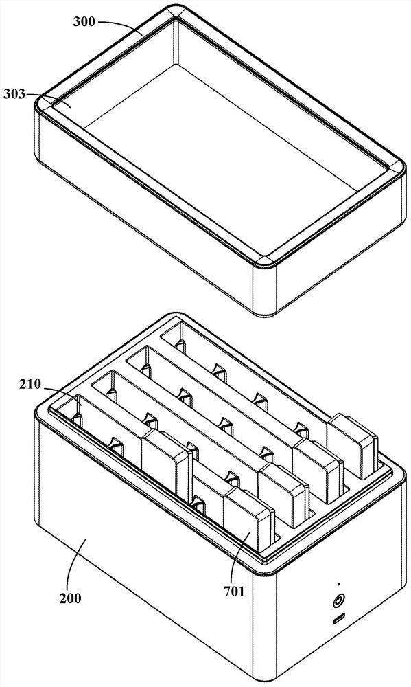 Clip box and clip assembly