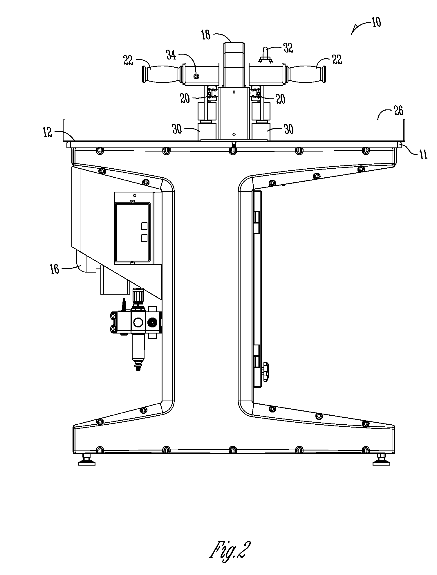 Method and apparatus for sawing lineal material to length