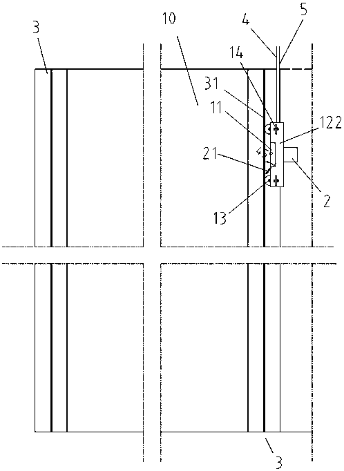 Underground diaphragm wall joint section steel cleaning device and cleaning method