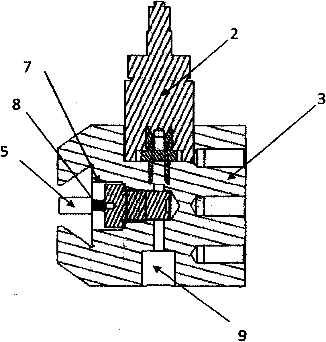 Fixture used for processing small moving blade in turbine and processing method thereof
