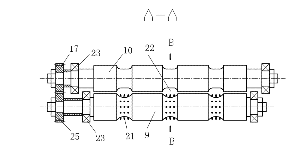 Single straw grabbing roller mechanism for corn straw feeding device