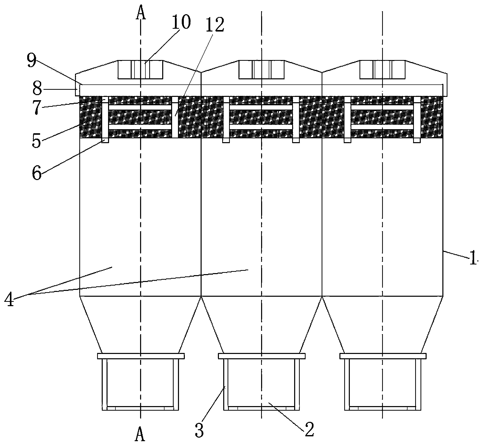 Acid mist filter for charging lead-acid storage battery