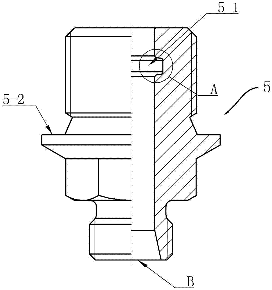 Oil return device at the bottom of the filter element of the oil and gas separator