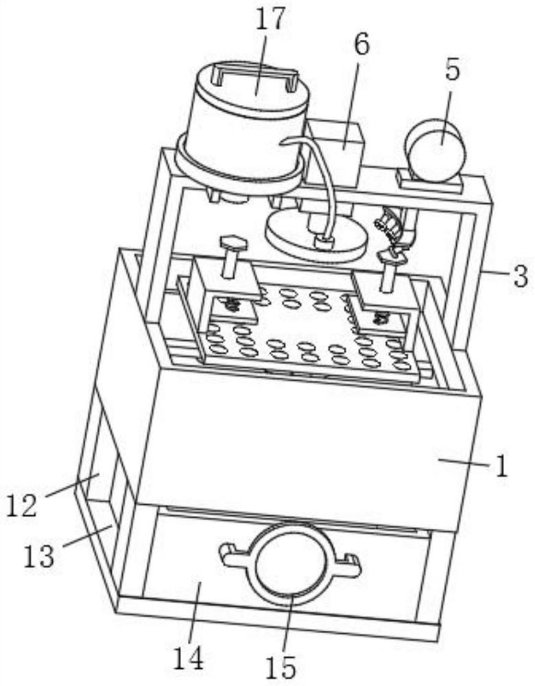 Paint spraying device with good environmental protection property for shipbuilding