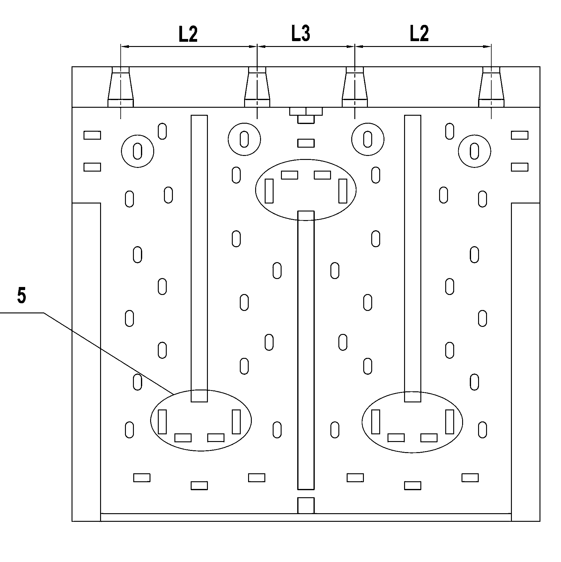 Opening type roasting fire way pulling brick and method of fire hole arrangement