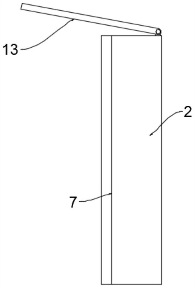 Heat-dissipation efficient fixing device for computer hardware