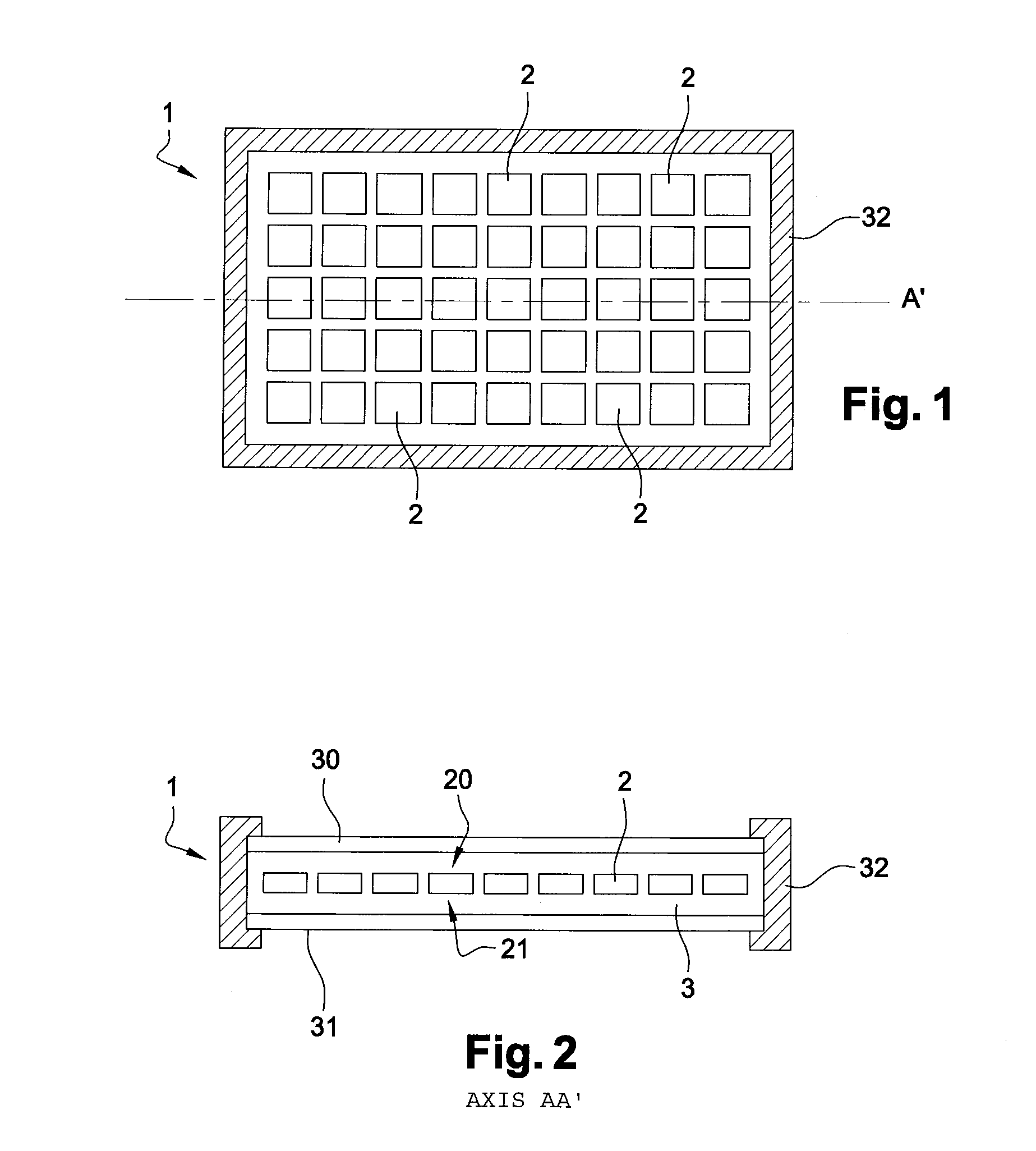 Reflective device for a photovoltaic module with bifacial cells