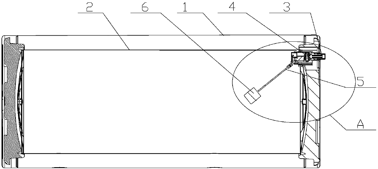 Water heater water tank with laterally-arranged automatic control water feeding device