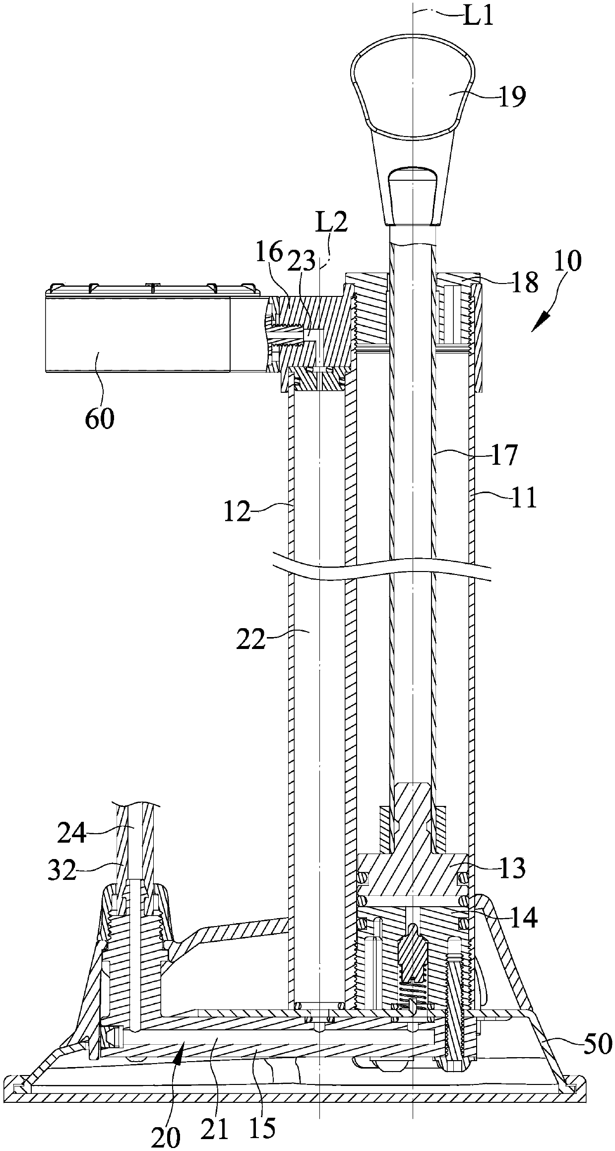 Pump capable of pumping tubeless tire