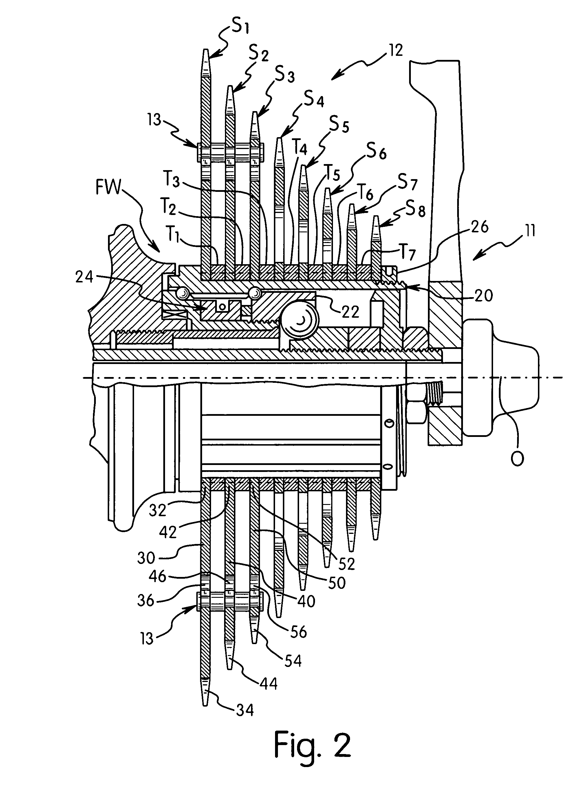 Bicycle sprocket assembly having a reinforcement member coupled between sprockets