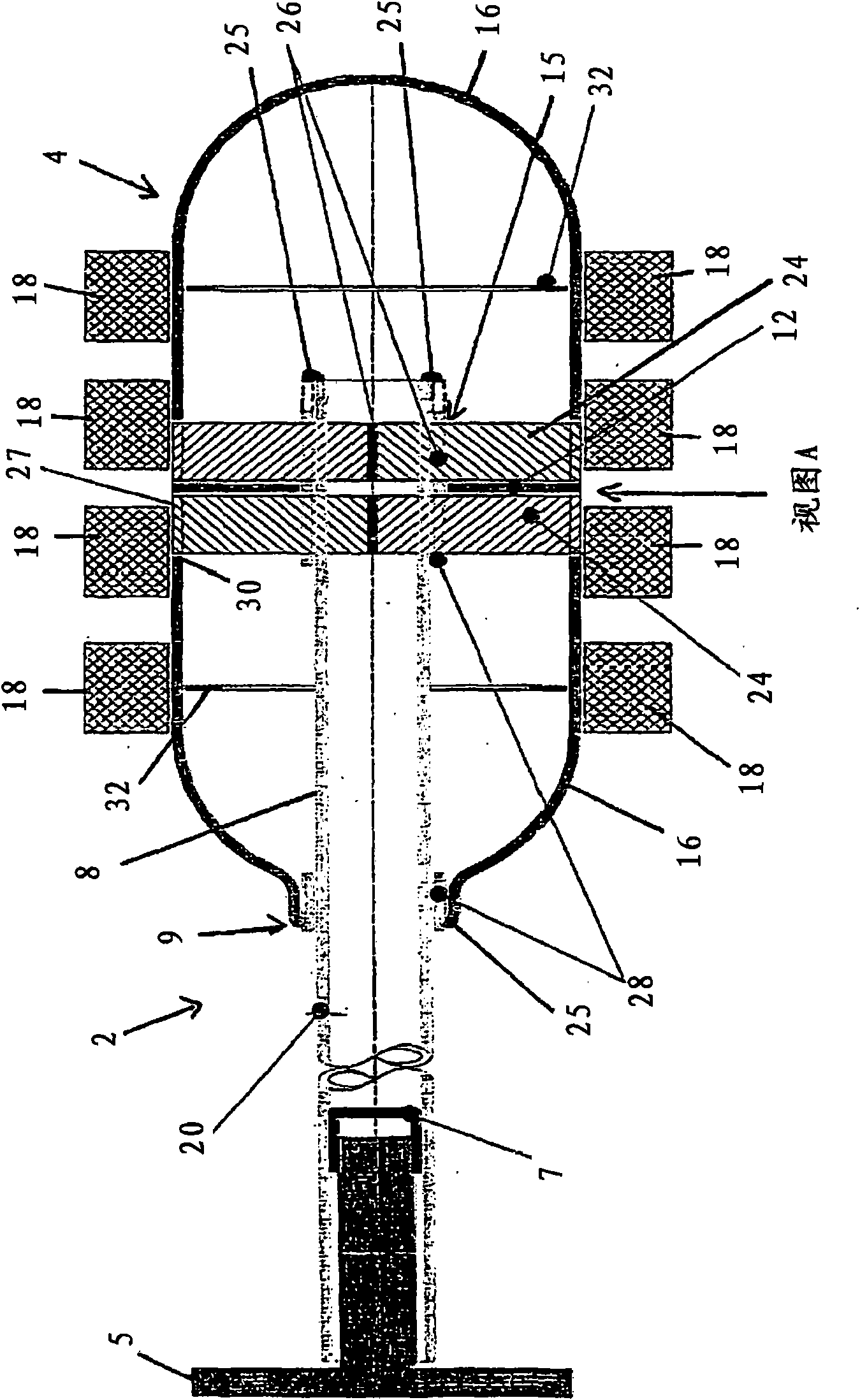 Apparatus and method for processing molten glass