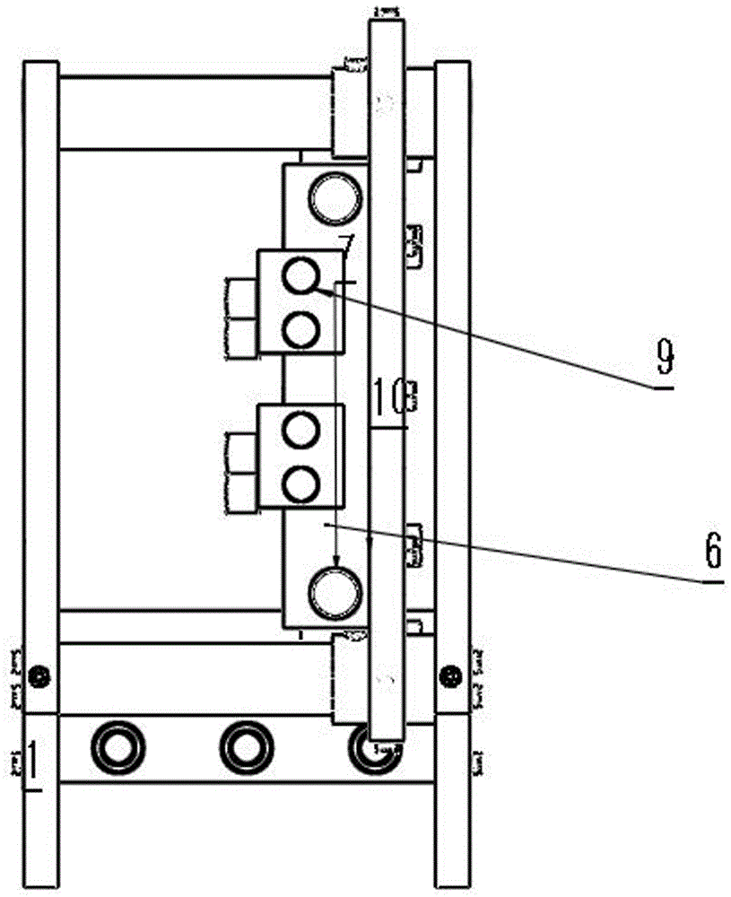 Assembly type movable machine frame easy to detach and assemble