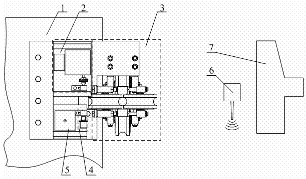 Flexible rail guide device of hoisting container and dynamic characteristic detection method thereof