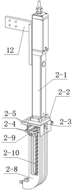 A pick-up and delivery device for special-shaped and multi-standard cigarette inner packs