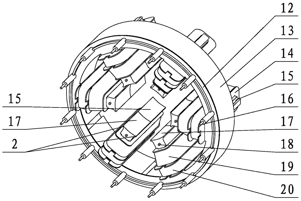 Magnetic pole spaced winding combined stator
