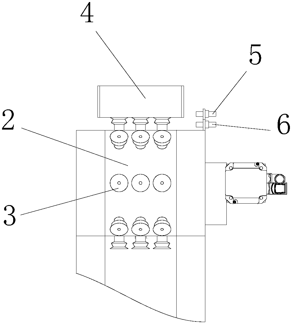 A suction cup conveying device and control method thereof