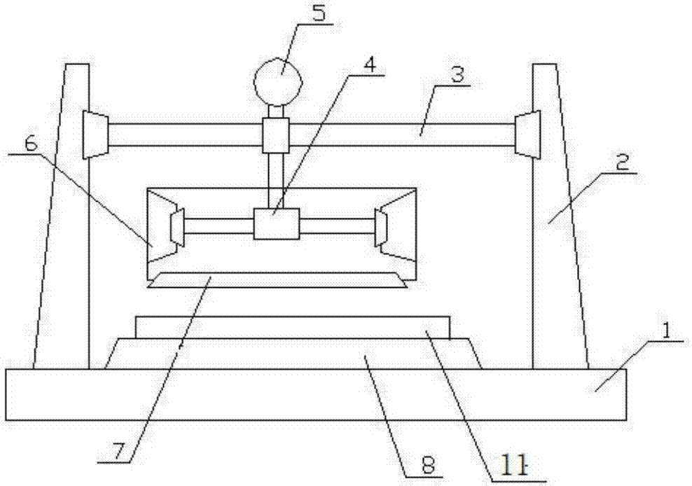 Fur embossing device capable of achieving automatic discharging