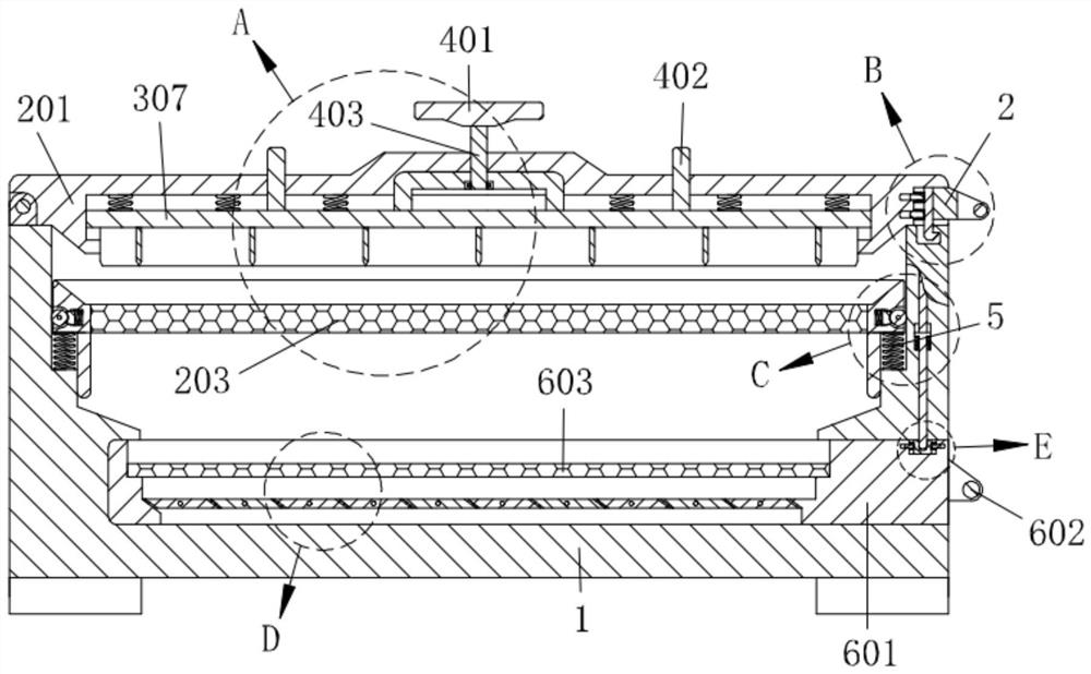 Fried rice crust cutting device with scrap collecting function