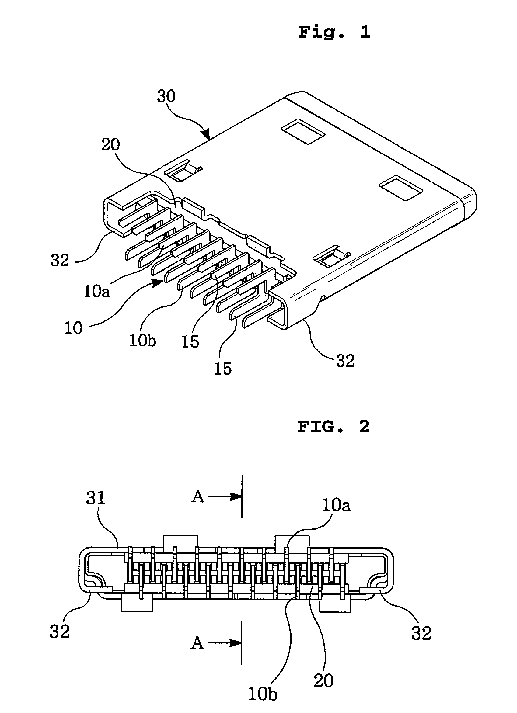 Plug connector for mobile communication device